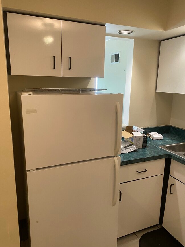 2034 Swallow Hill Rd Unit 310, Pittsburgh, PA 15220 Condo for Rent in