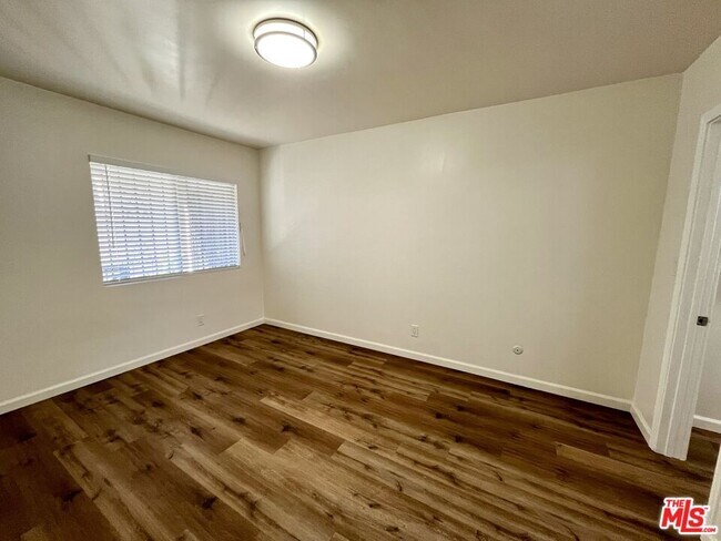 Foto del edificio - 829 Alpine St