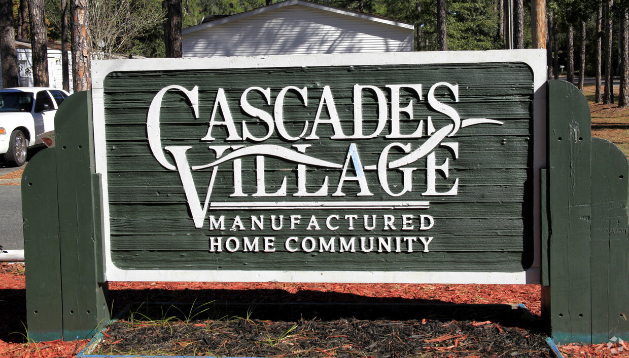 Building Photo - Cascade Village