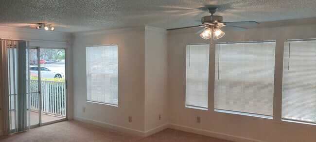 Foto del edificio - Lexington Place - 1417