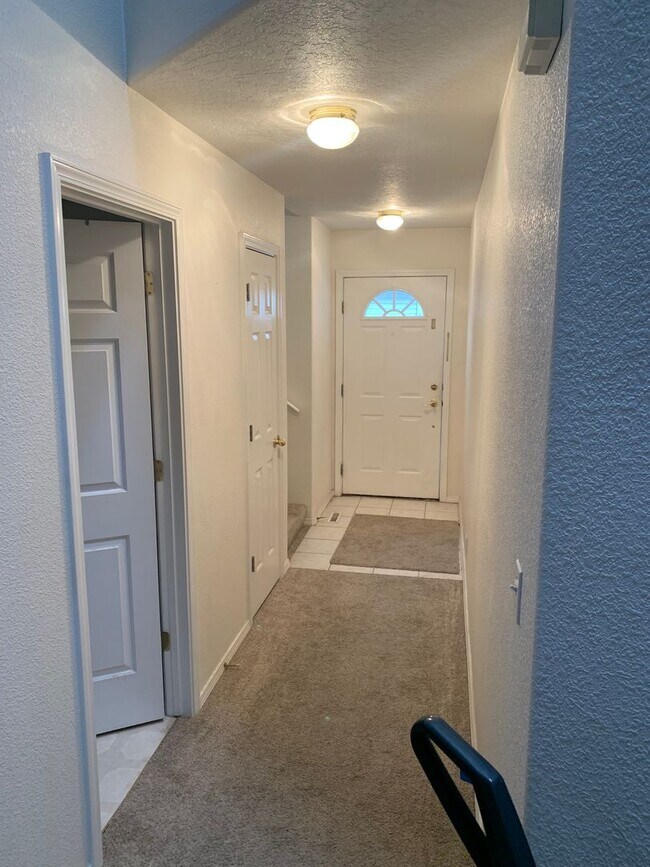 Foto del edificio - 4986 W Hillcrest View Ct