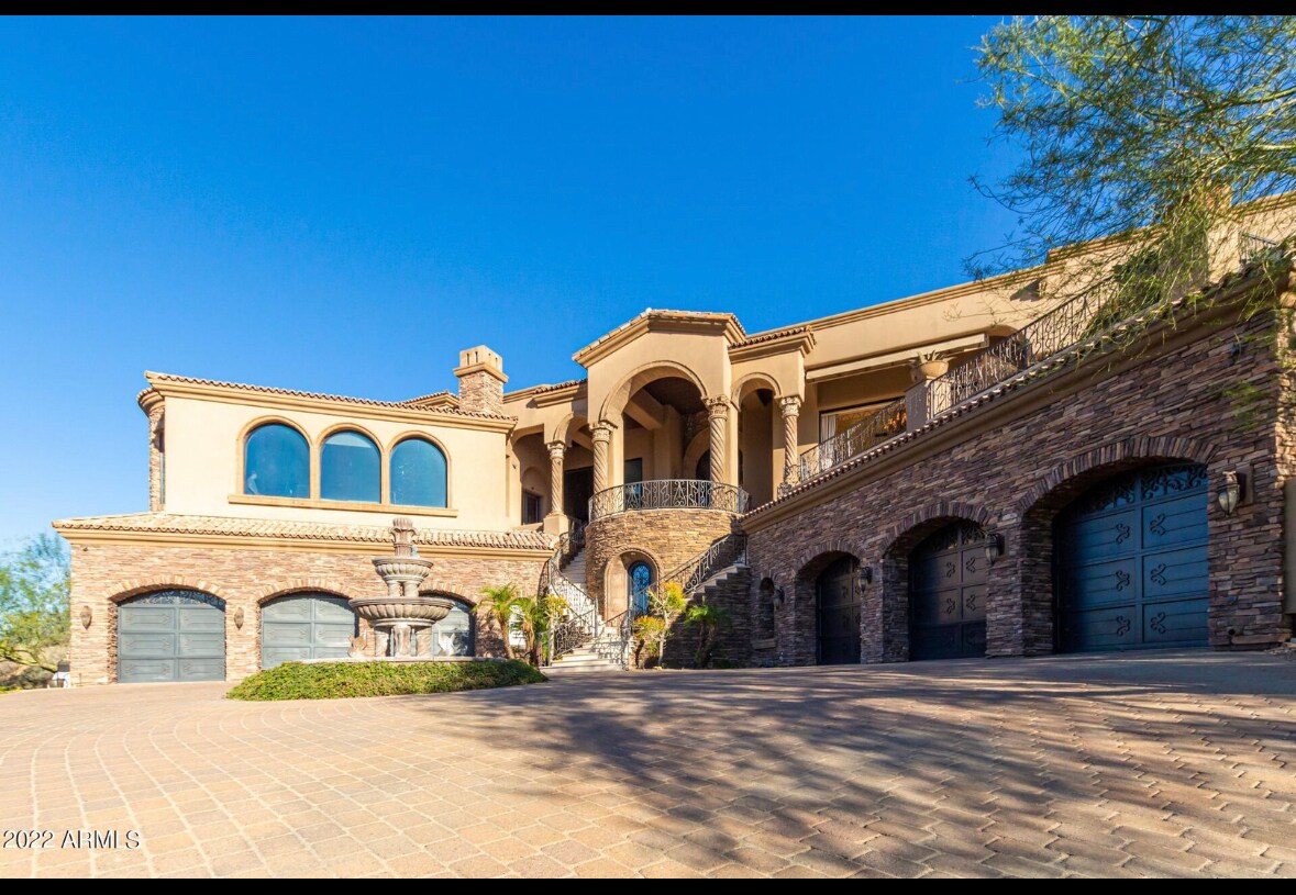 Primary Photo - 9245 N Vista Verde Ct