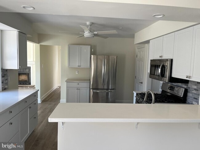 Foto del edificio - 115 Carrie Ln