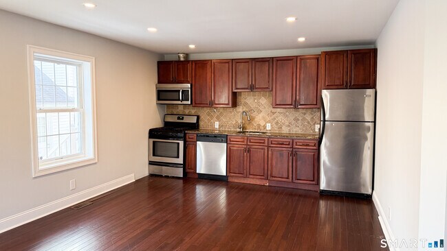 Foto del edificio - 271 Seaside Ave