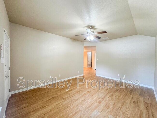 Foto del edificio - 204B Andy Ln