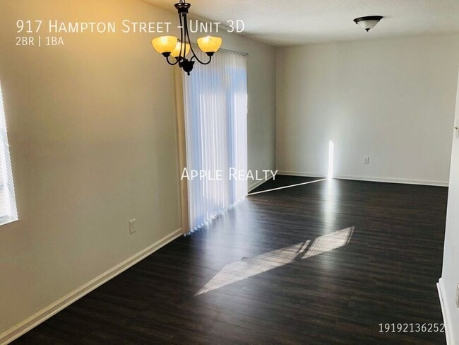 Building Photo - 917 Hampton St