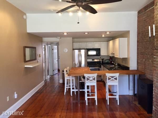 Foto del edificio - 1 br, 1 bath  - 412 Massachusetts Ave # 3