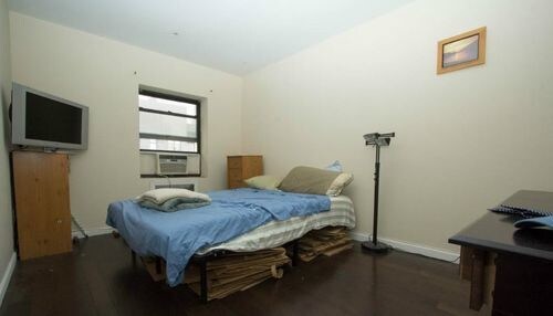 Foto del edificio - 250 E 14th St