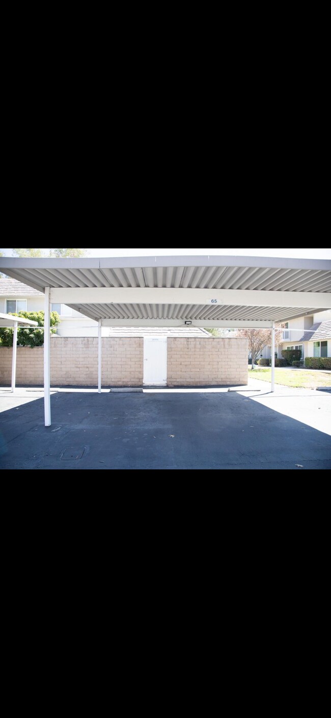 Foto del edificio - 21773 Lake Vista Dr
