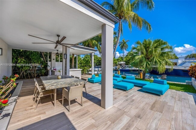 Foto del edificio - 1141 NE 90th St