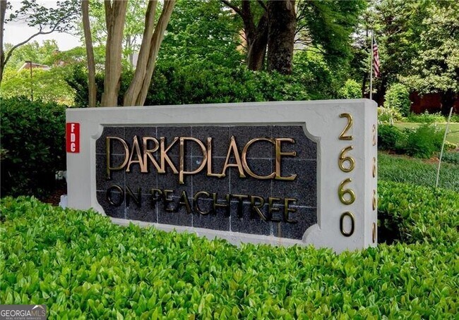 Foto del edificio - 2660 Peachtree Rd NW