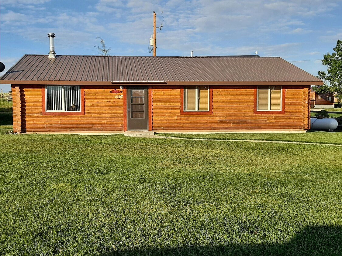 Primary Photo - 18 Genetti Dr