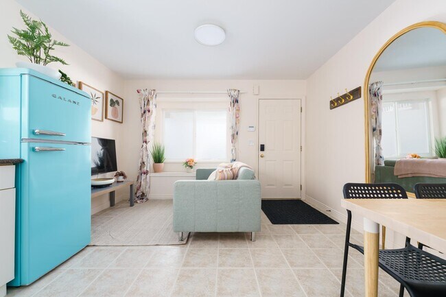 Photo du bâtiment - 759 E 51st Ave