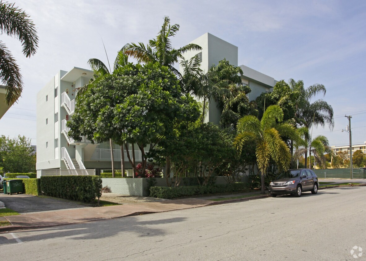 Foto principal - Navarre Park Condo