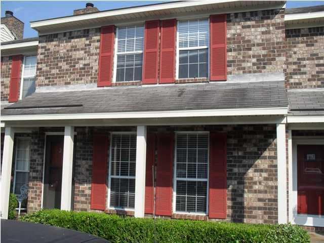 Primary Photo - 205 Sandlewood Dr