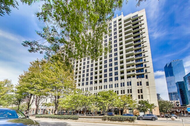 Foto del edificio - 1255 S State St