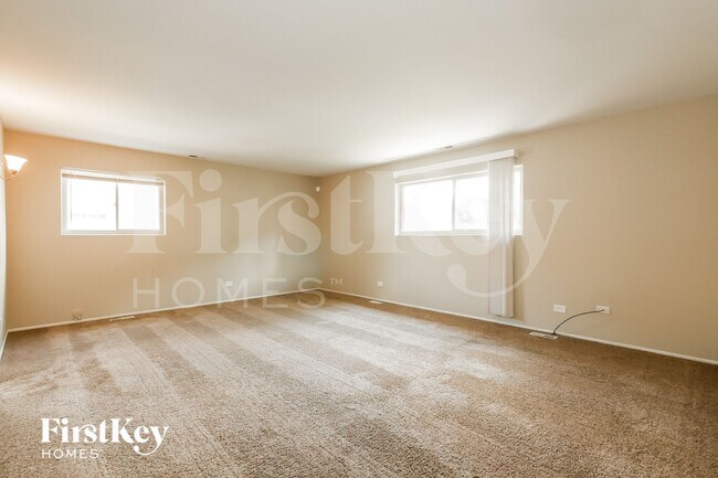 Foto del edificio - 105 Oxford Ln