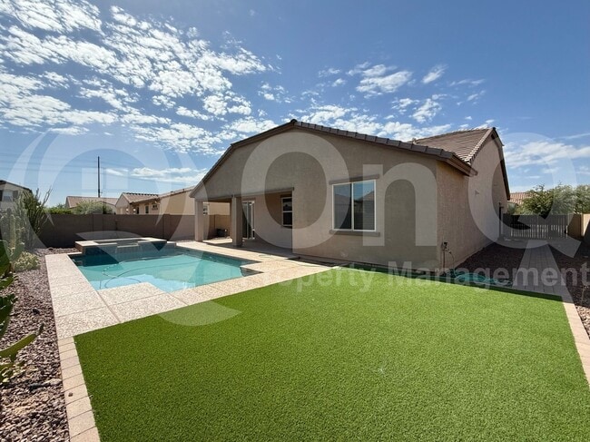 Building Photo - 1726 E Verano Way