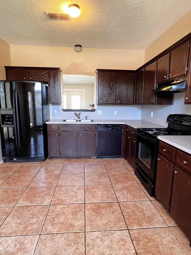 Foto del edificio - 6129 9th St