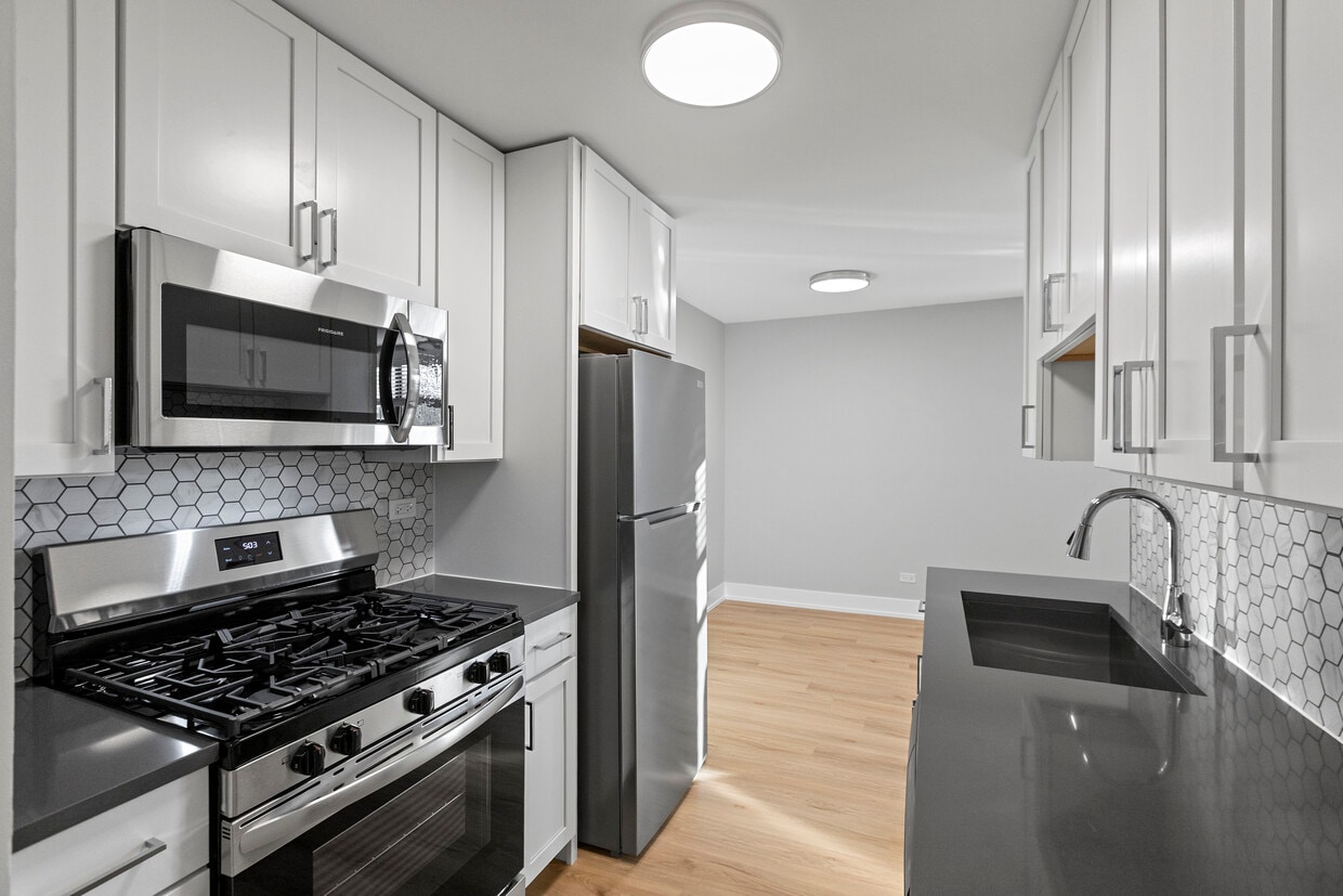 Foto principal - 533 W Aldine Ave