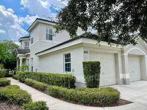 Building Photo - 611 Grasslands Village Cir