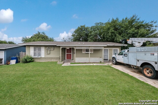 Primary Photo - 506 Prestwick Blvd