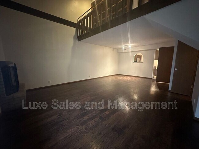 Foto del edificio - 9643 Hefner Village Blvd