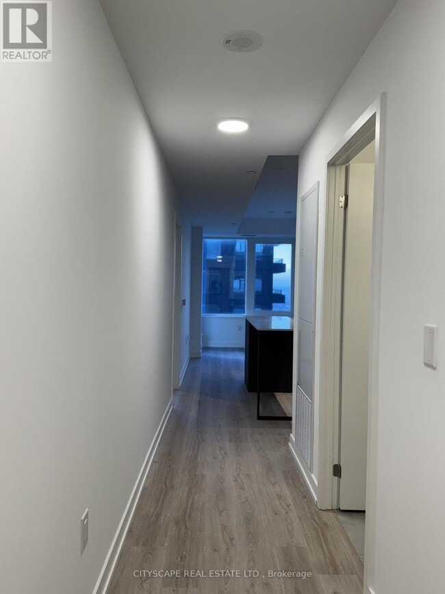 Building Photo - 395 Square One Dr