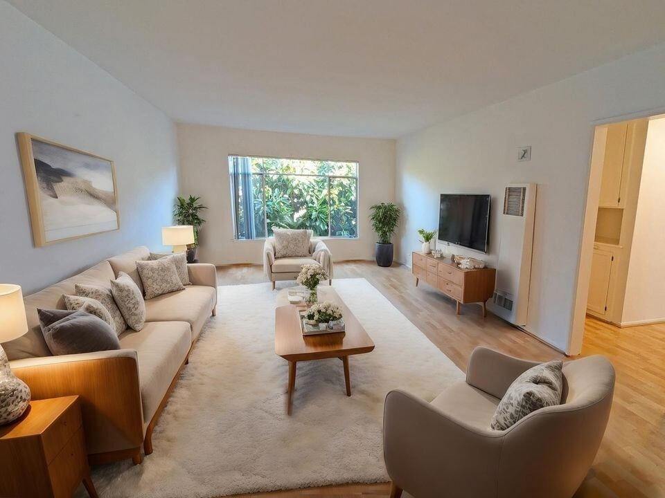 Foto principal - 3408 Mentone Ave