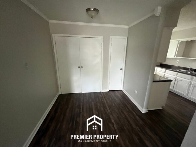 Foto del edificio - 5313 Bradcliff St