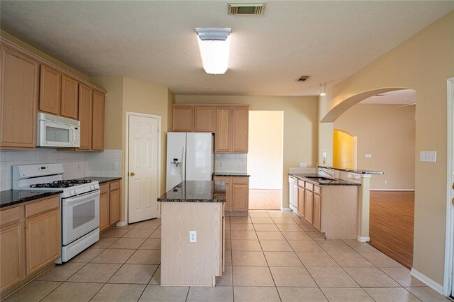 Building Photo - 8706 Cypressbrook Dr