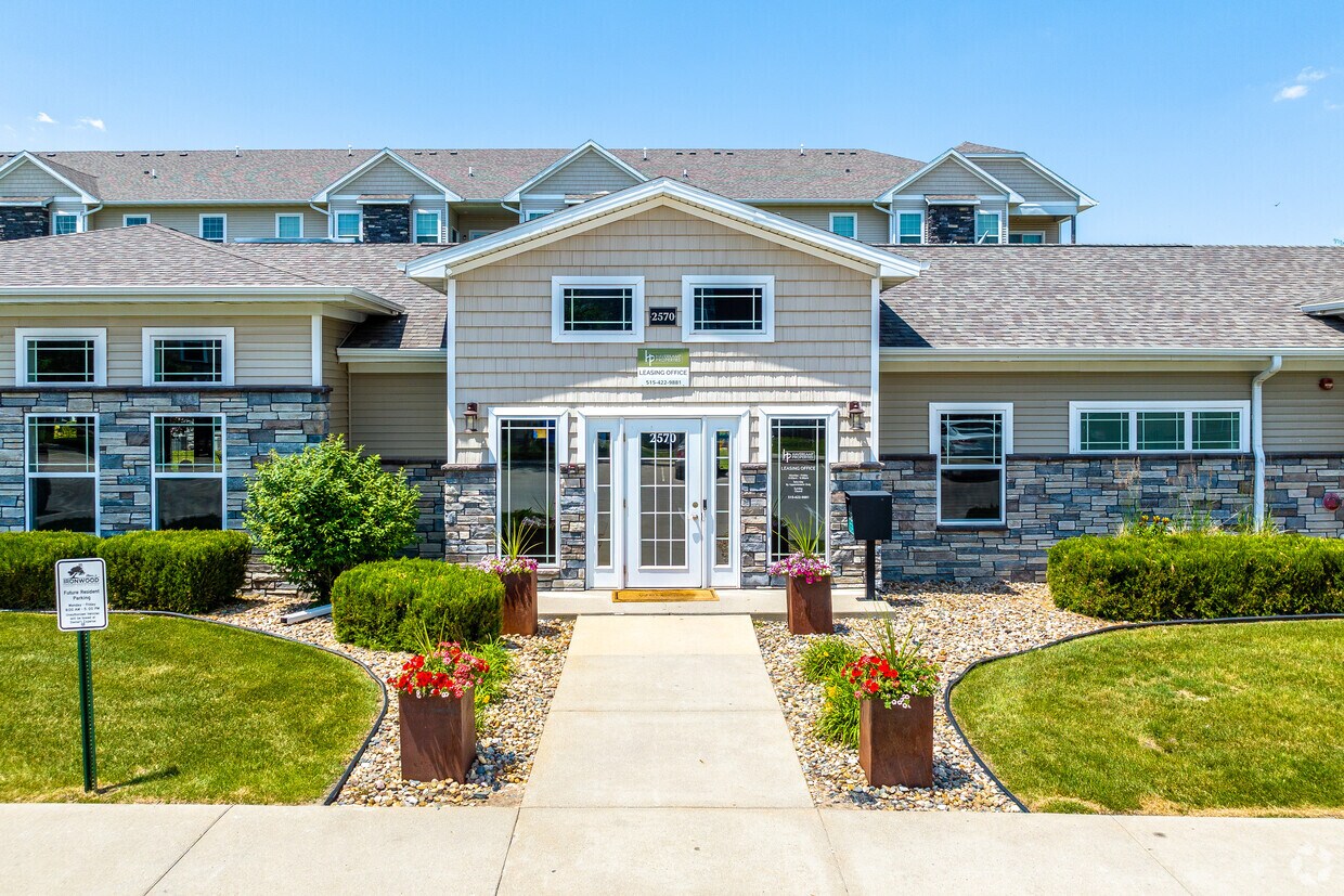 Ironwood 2570 1st Ave SW Altoona, IA Apartments for Rent in Altoona