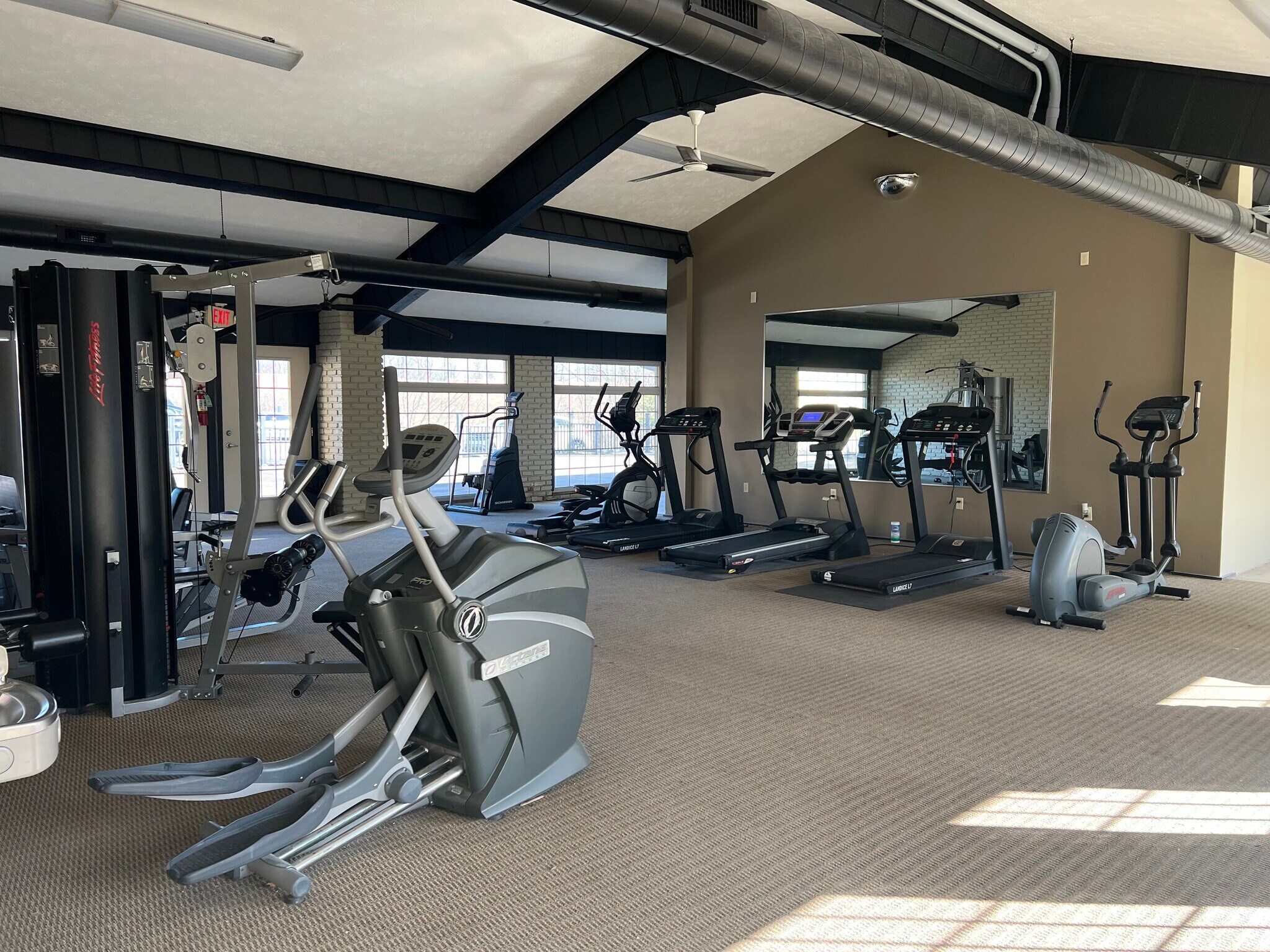 Columbus Park Apartments – photo 5