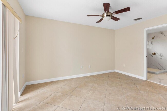 Foto del edificio - 8871 SW 6th St