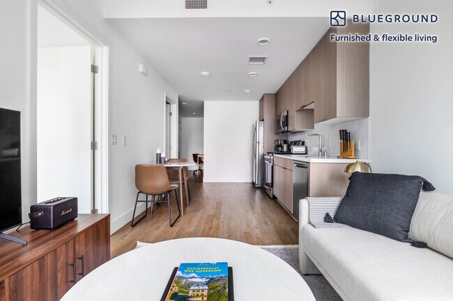 Foto del edificio - 700 W 9th St
