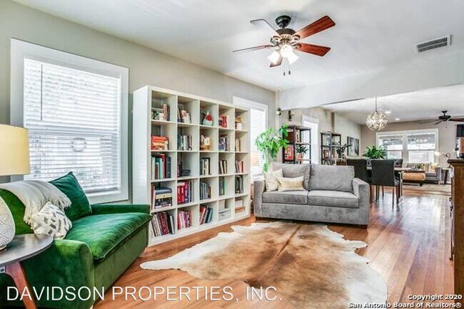 Building Photo - 3 br, 2 bath House - 423 N Meadowlane Dr