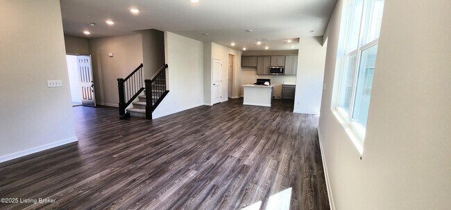 Building Photo - 6508 Fair Rdg Ln