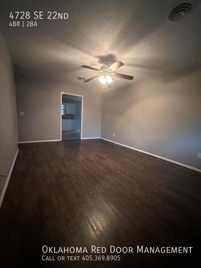 Foto del edificio - 4728 SE 22nd St