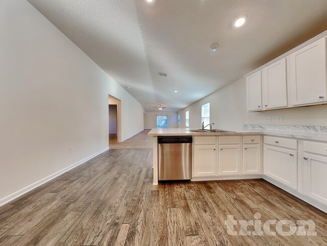 Foto del edificio - 8430 Cape Fox Dr