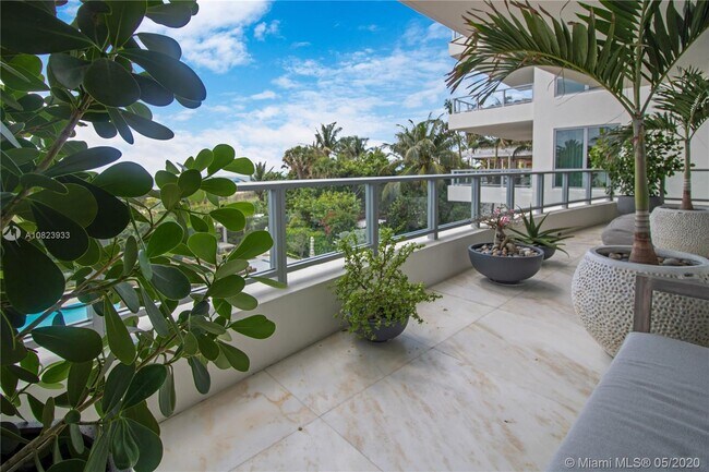 Building Photo - 125 Ocean Dr