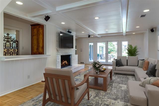 Foto del edificio - 7127 Brookshire Cir