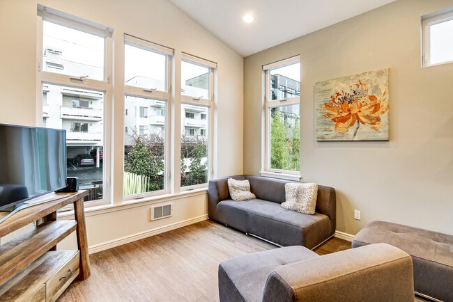 Building Photo - 2732 44th Ave SW