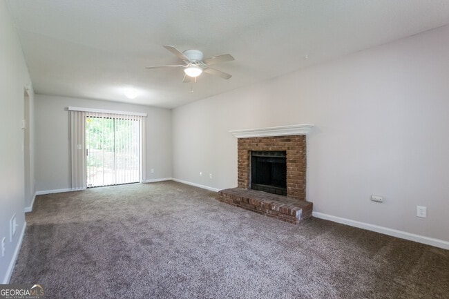 Foto del edificio - 979 Brandon Hill Way