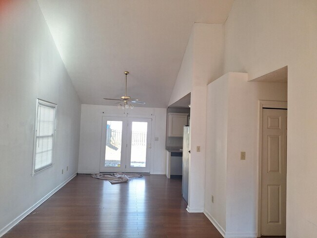Foto del edificio - 1717 Brook Park Dr