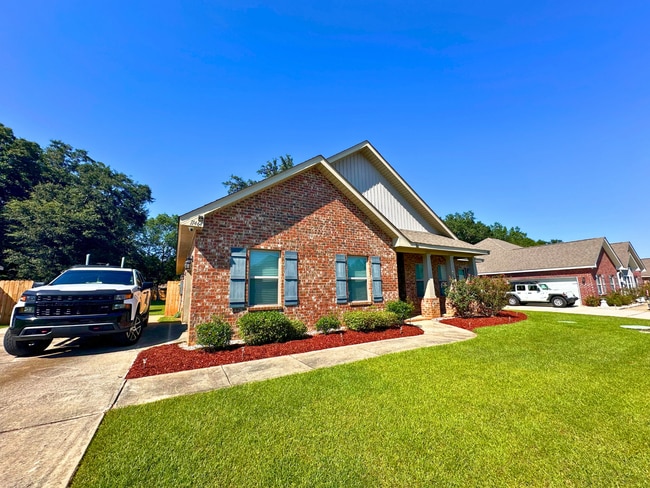 Building Photo - 11464 Oak Alley Dr S