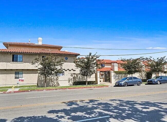 Foto del edificio - 3937 W 182nd St