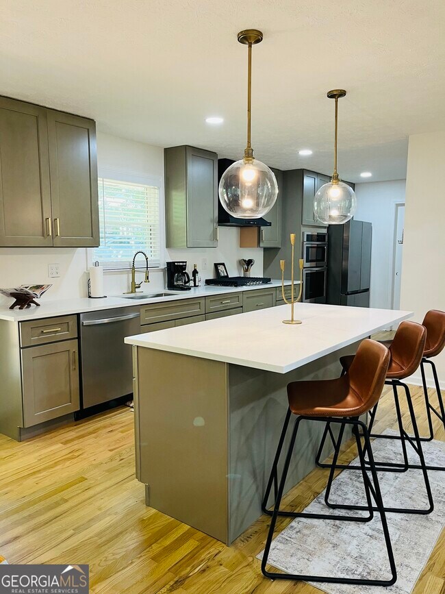 Foto del edificio - 2720 Princeton Ln
