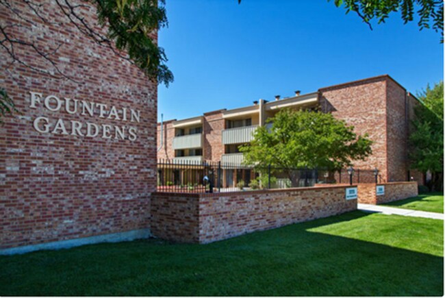 Building Photo - Fountain Gardens