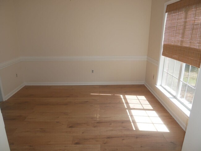 Building Photo - 5857 Michaelson Dr
