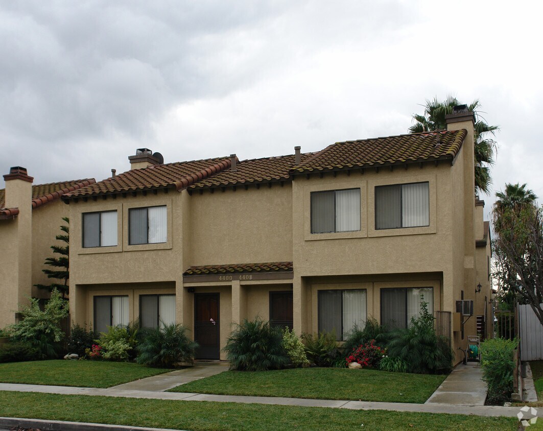 Foto principal - 4400-4408 Howard Ave
